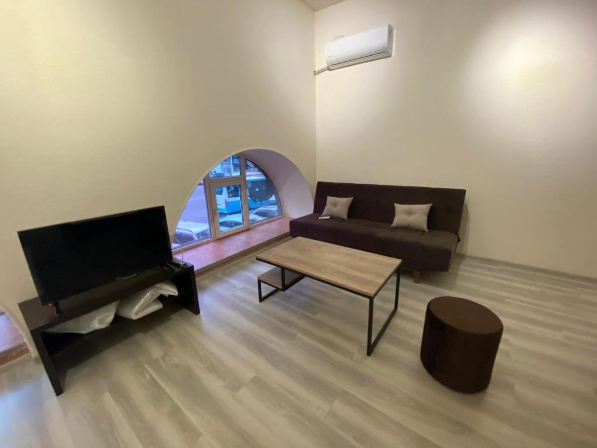 City Center Studio - エレバン エクステリア 写真